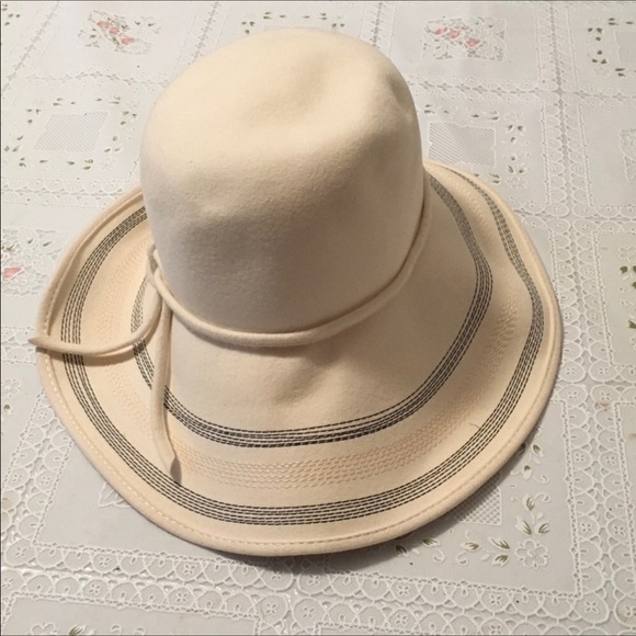Vintage 🇮🇹 Felt Hat, Made in Italy, Imported - Picture 1 of 3